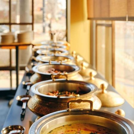 Fabhotel Gold Inn Janakpuri Дели Экстерьер фото